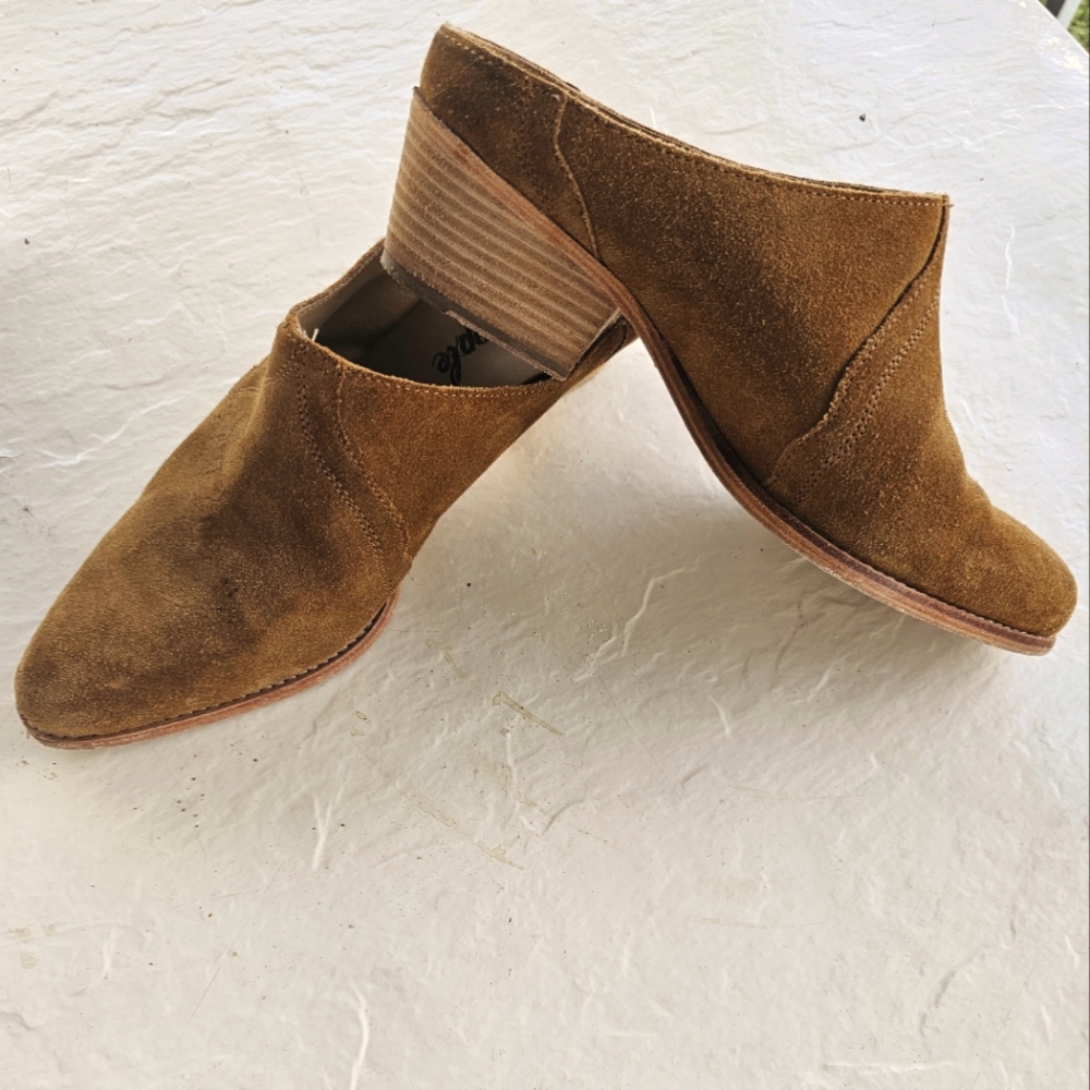 Free people mule heel clog 39 or 8/8.5